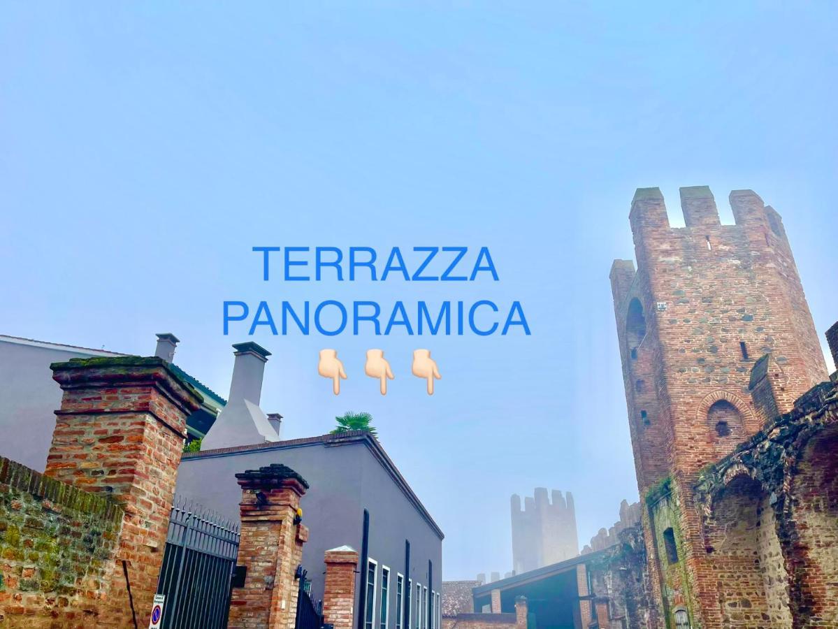 몬타냐냐 Ca' Del Sole - Attico Panoramico In Centro Storico 아파트 외부 사진