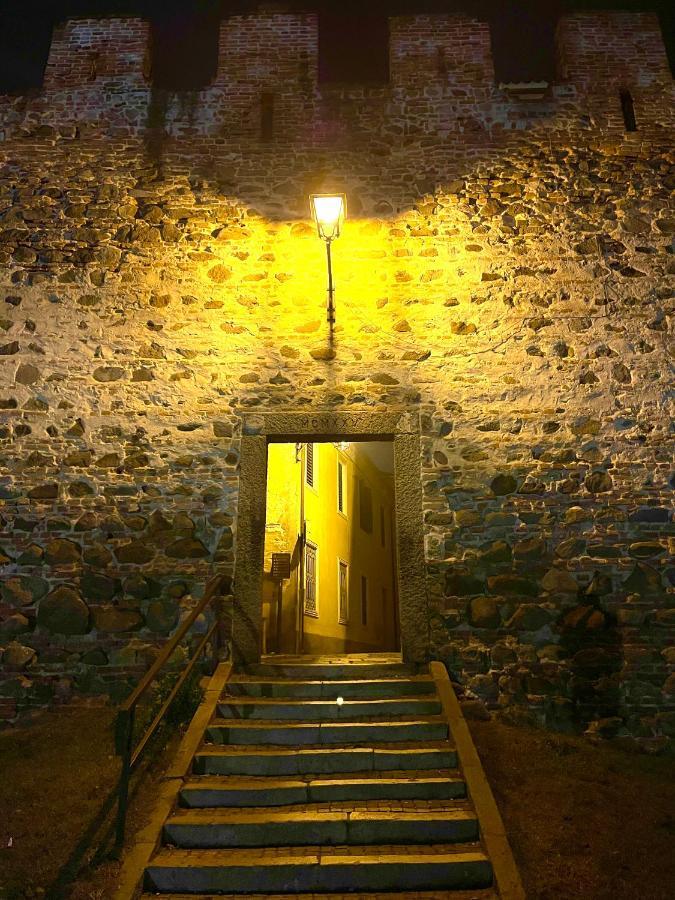 몬타냐냐 Ca' Del Sole - Attico Panoramico In Centro Storico 아파트 외부 사진